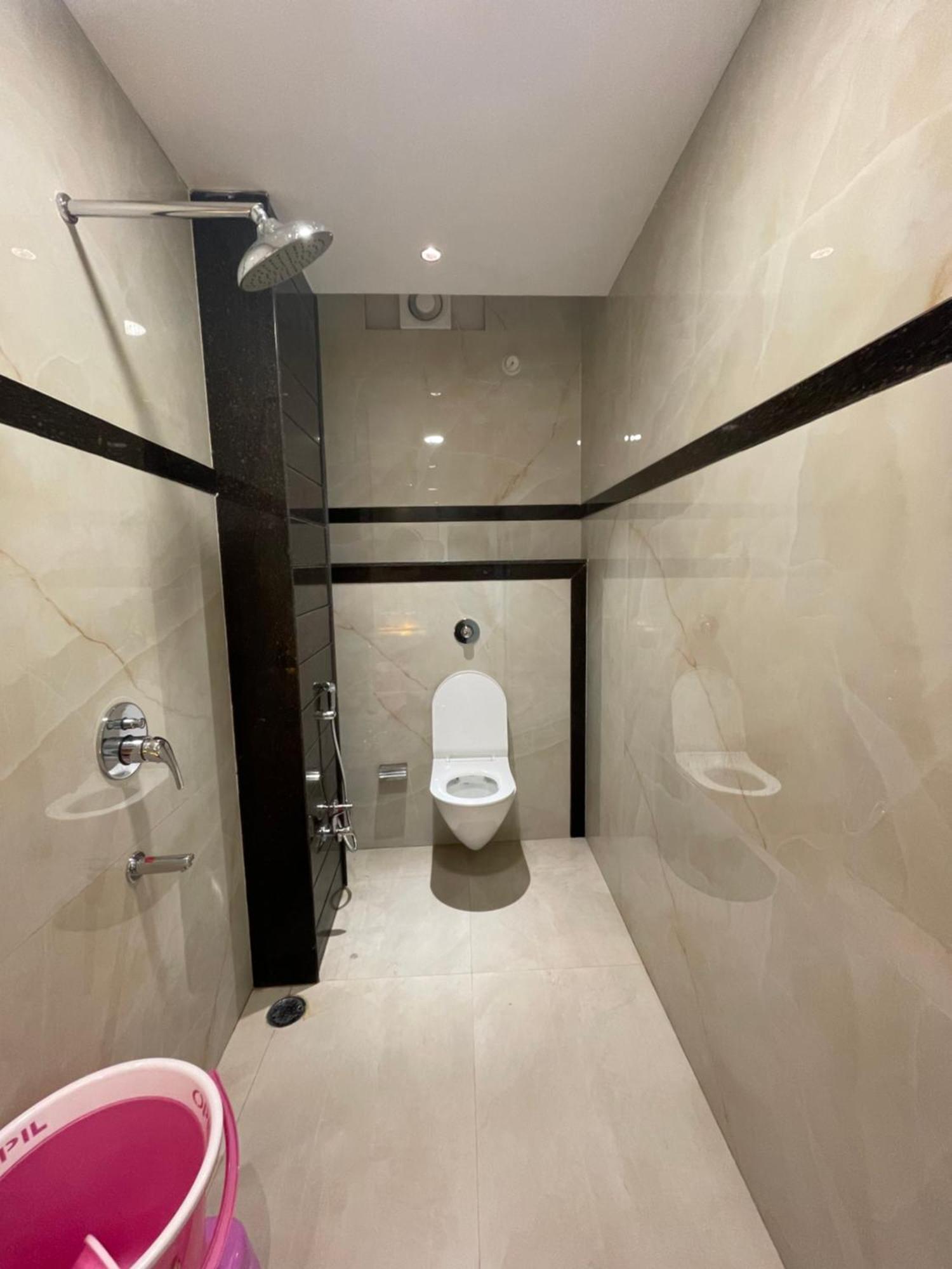 Vishwanath Inn Varanasi Exterior photo