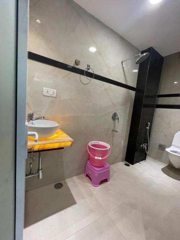 Vishwanath Inn Varanasi Exterior photo